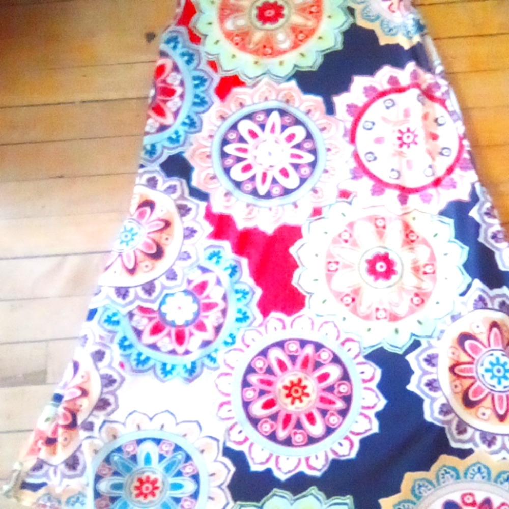 NWOT Floral " Happy" Sleeveless ColourPop Midi Length Dress